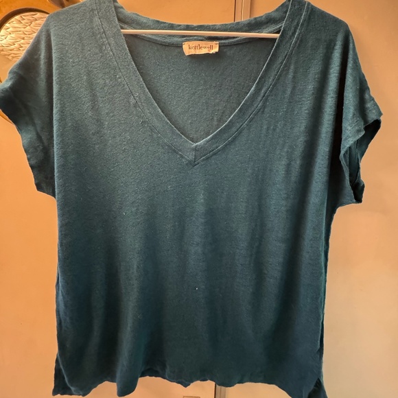 Lightweight Linen Teal Top Made in Portugal - Picture 2 of 5